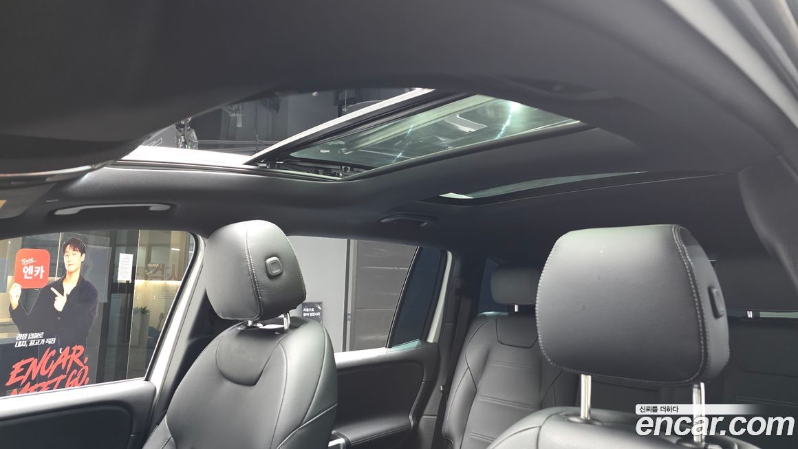 Mercedes-Benz EQB 2023