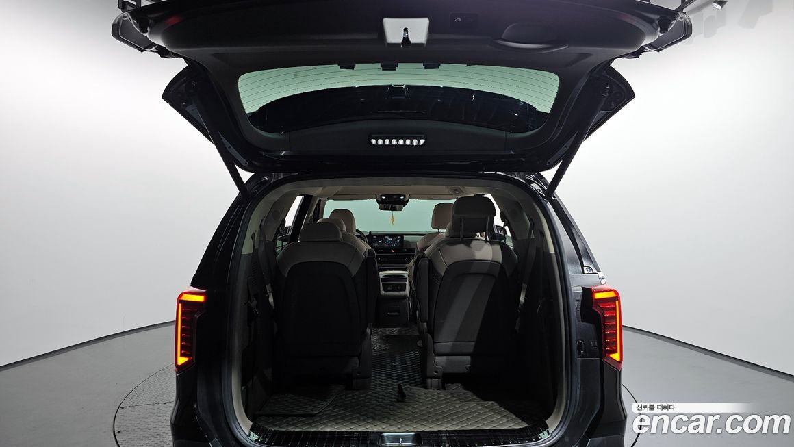Kia Canival 2025