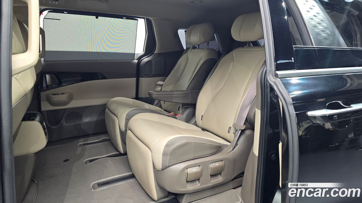 Kia Canival 2024