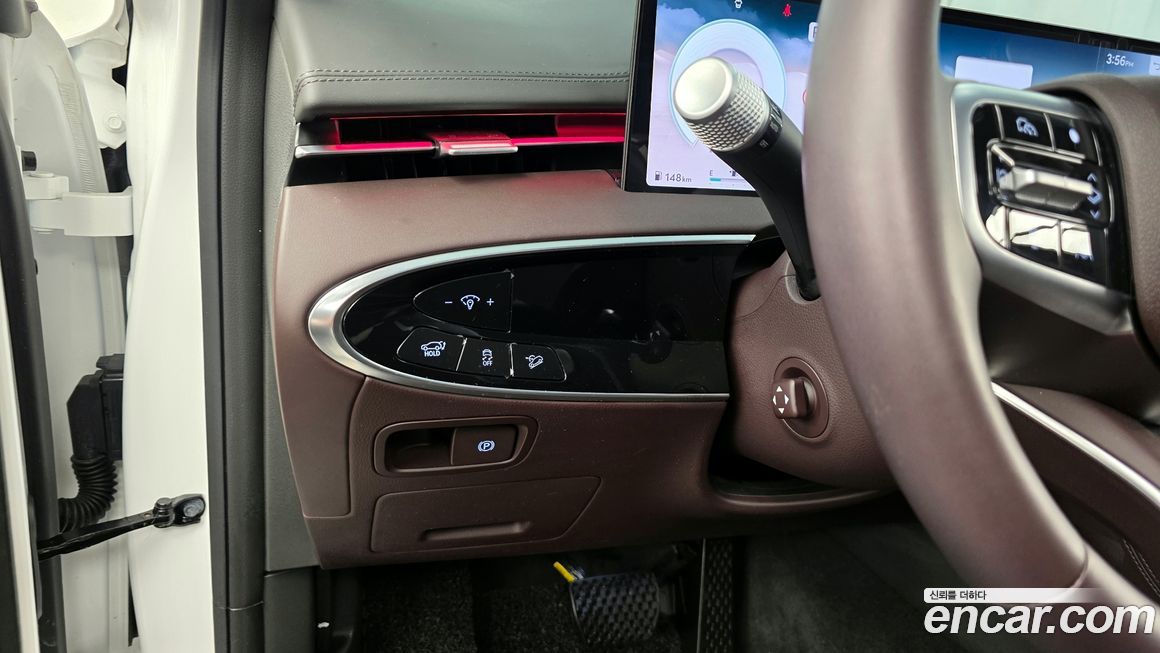 Genesis GV70 2025
