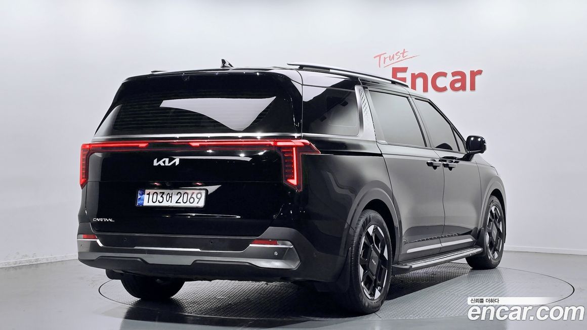 Kia Canival 2024