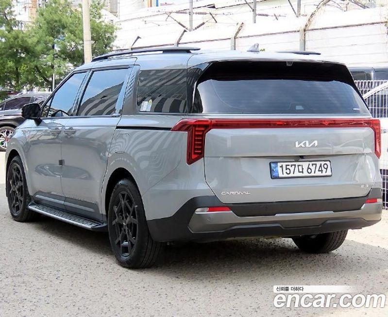 Kia Canival 2025