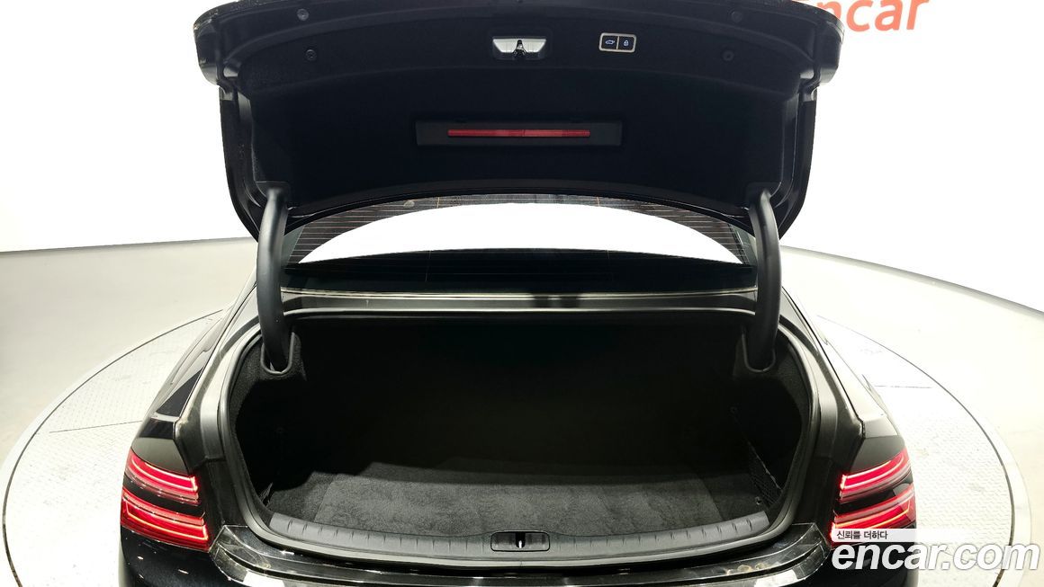 Genesis G80 2023