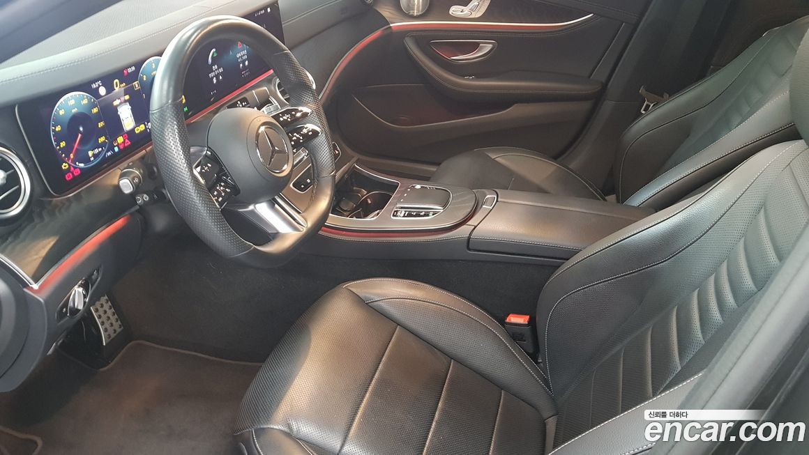 Mercedes-Benz E-Class 2022