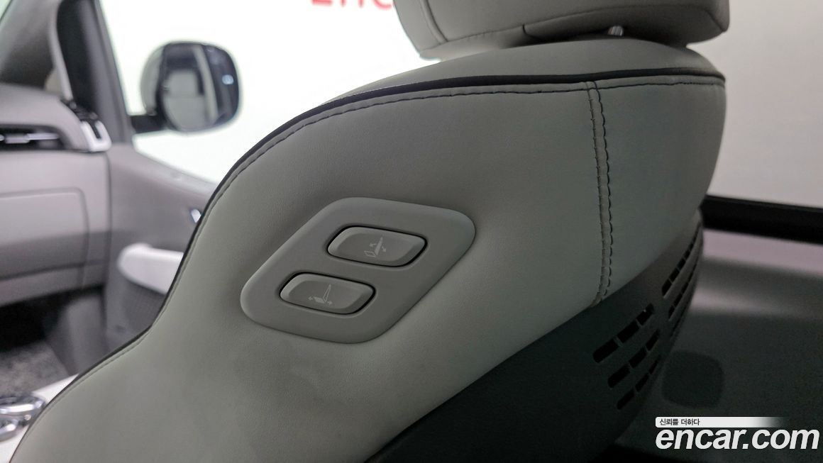 Hyundai Staria 2025