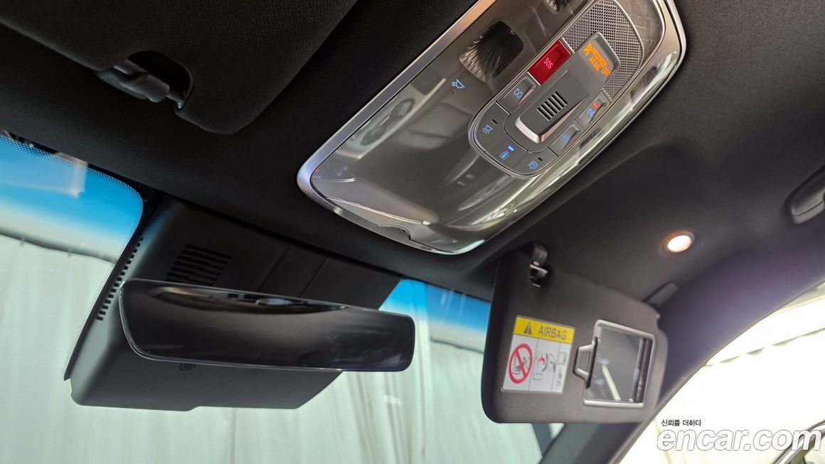 Genesis GV70 2025