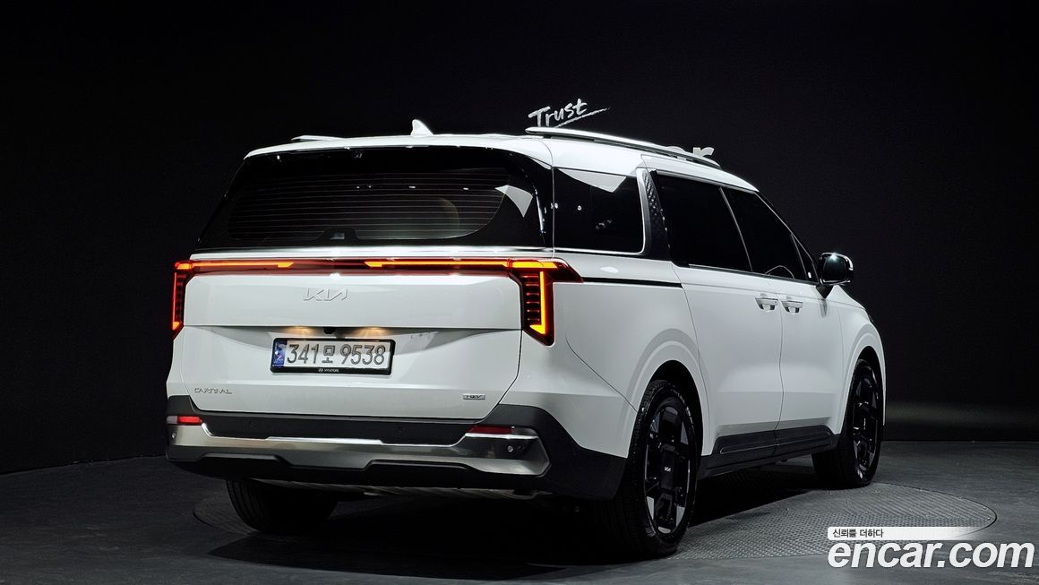 Kia Canival 2025