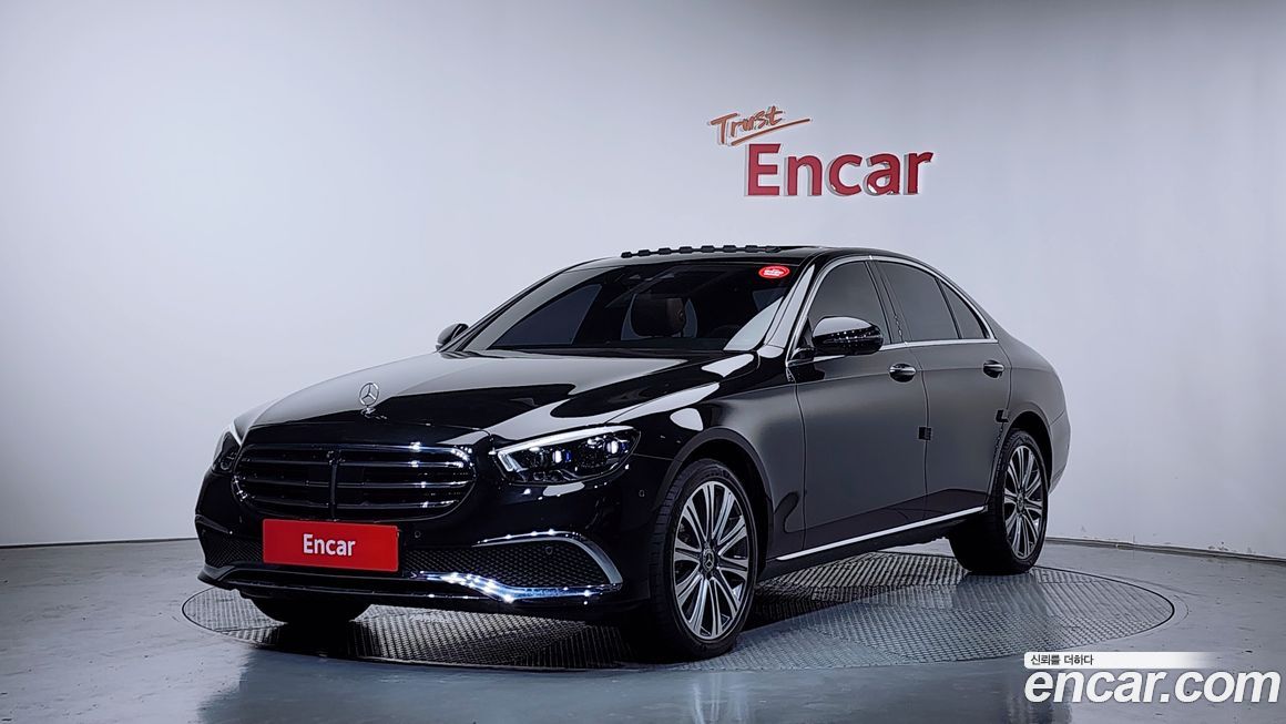 Mercedes-Benz E-Class 2023