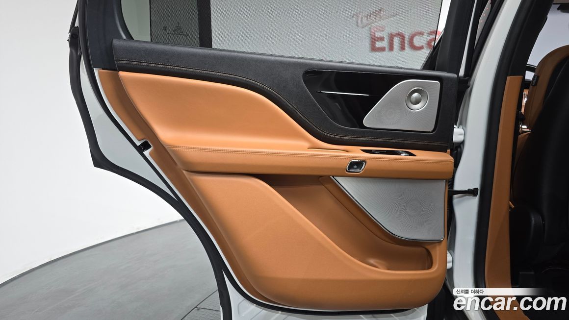 Lincoln Aviator 2023