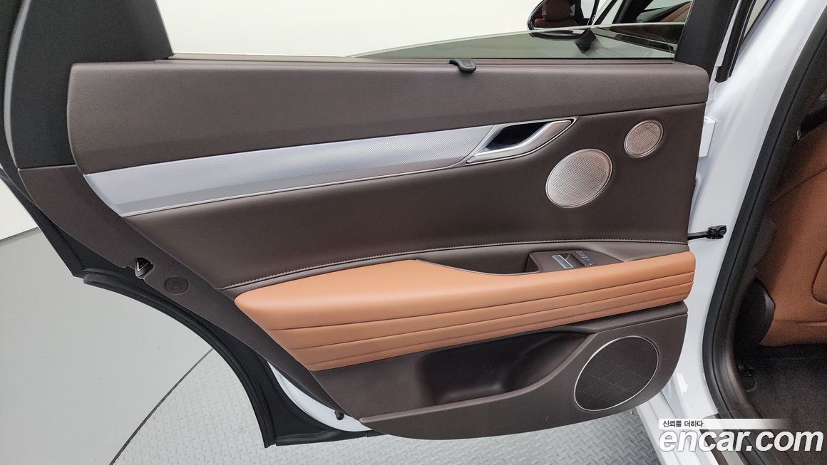 Genesis G80 2023