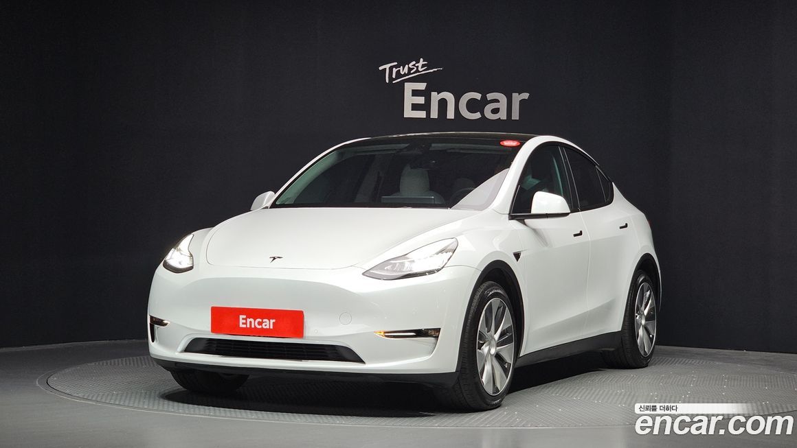 Tesla Model Y 2022