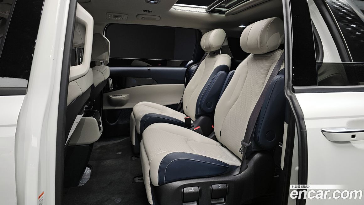 Kia Canival 2025