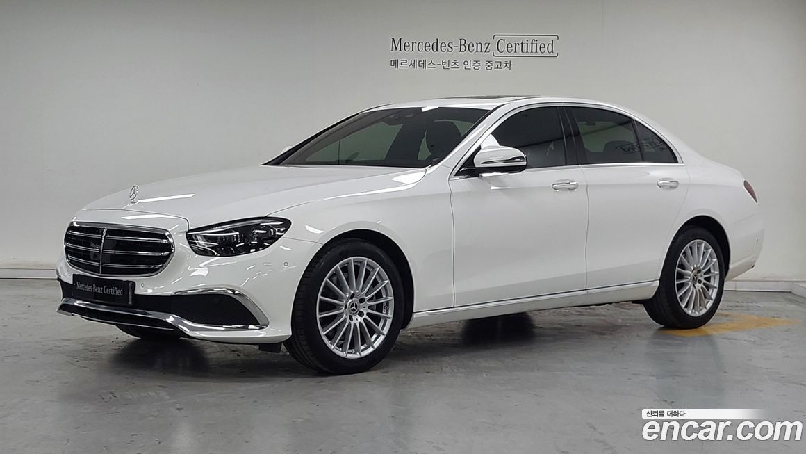 Mercedes-Benz E-Class 2023