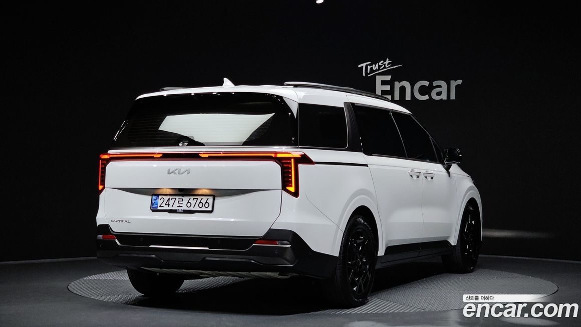 Kia Canival 2025