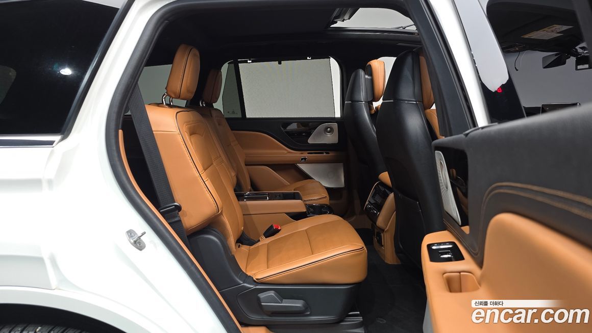 Lincoln Aviator 2023