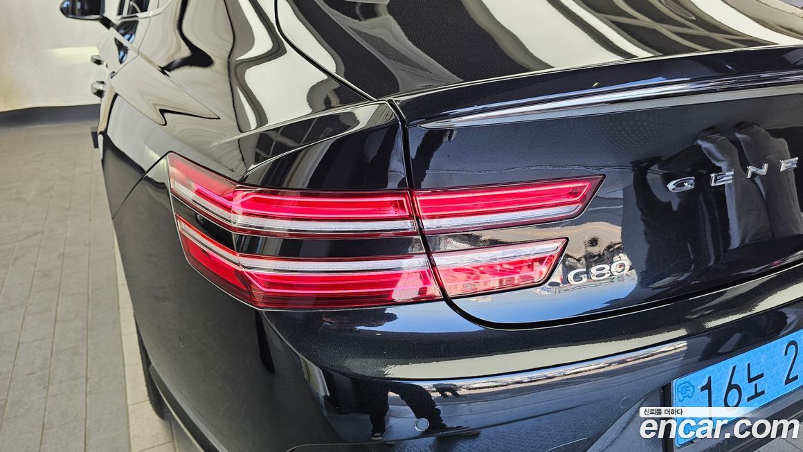 Genesis G80 2022