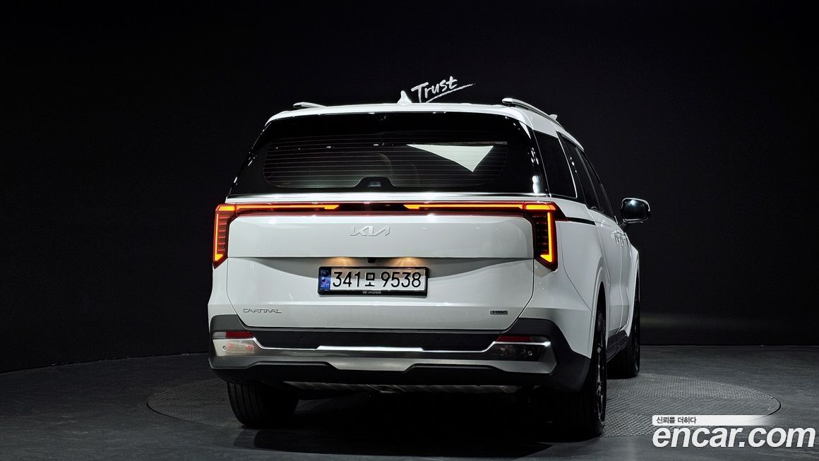 Kia Canival 2025