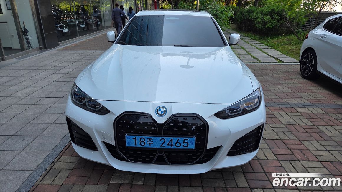 BMW i4 2024