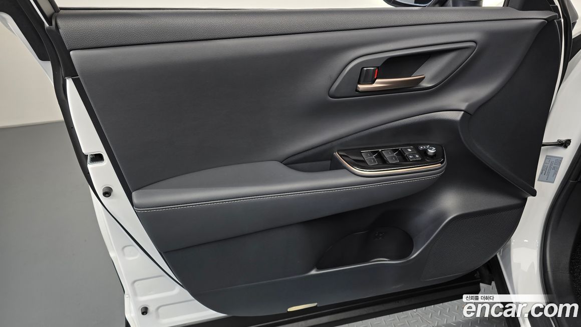 Toyota Crown 2025