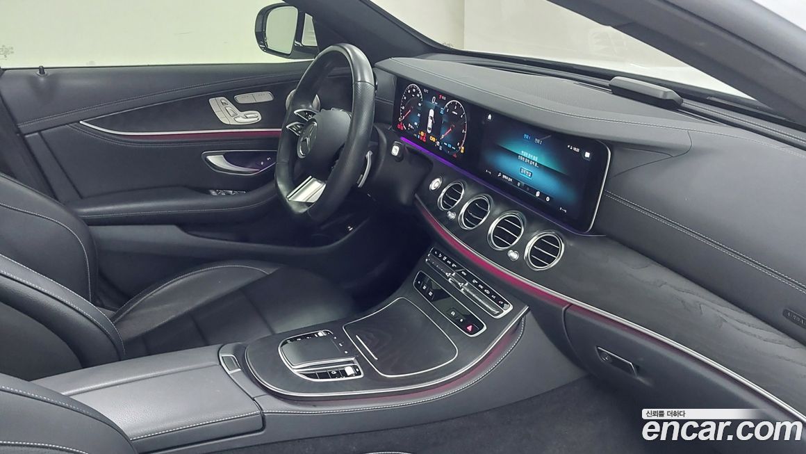 Mercedes-Benz E-Class 2023