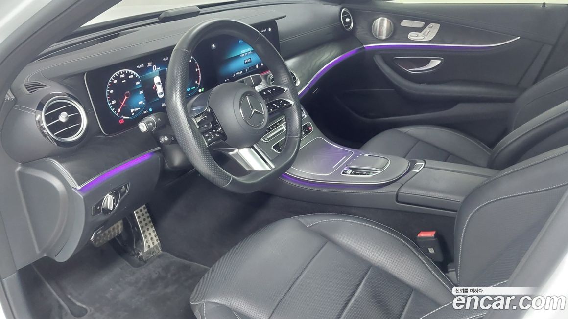 Mercedes-Benz E-Class 2023