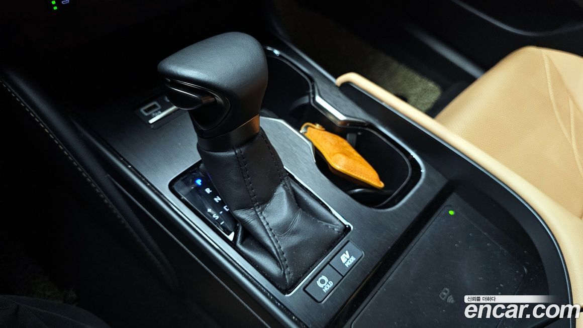 Lexus ES 2024