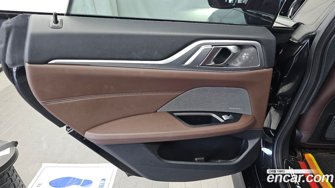 BMW i4 2023