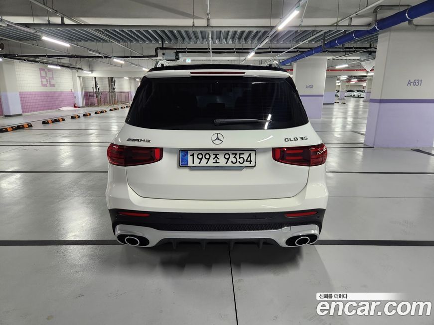 Mercedes-Benz GLB-Class 2025