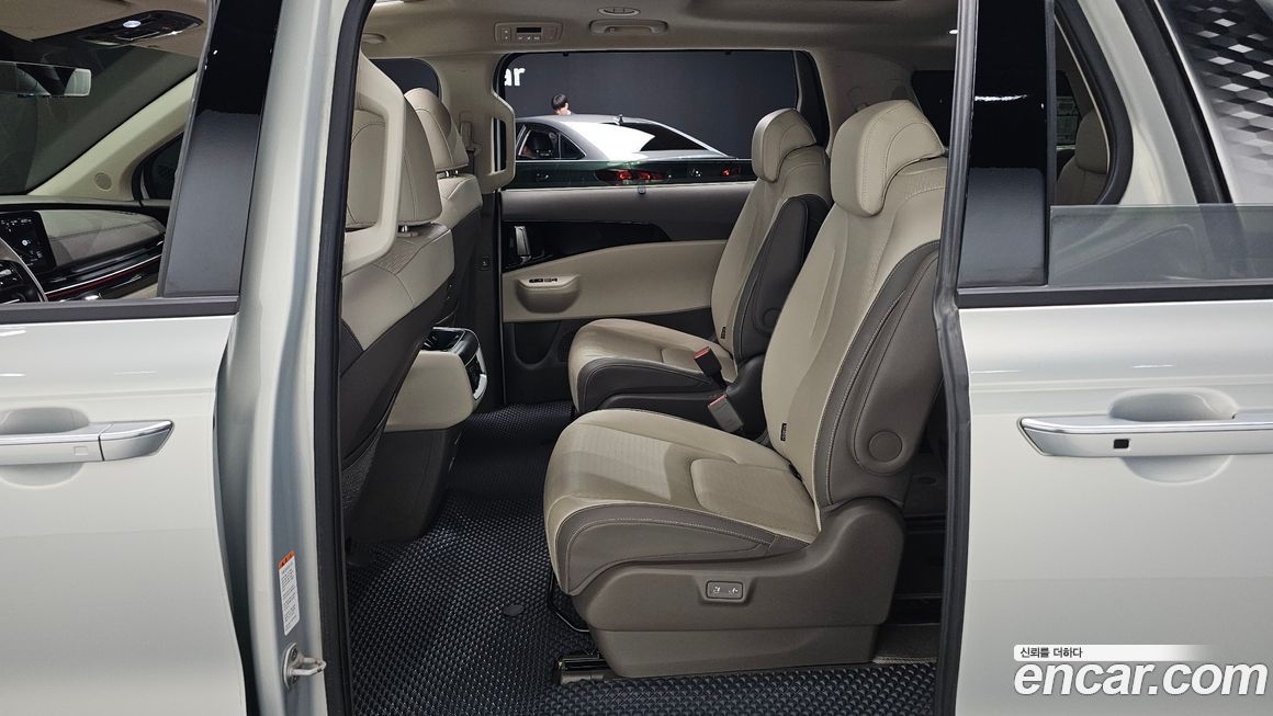 Kia Canival 2025
