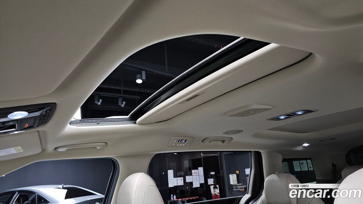 Kia Canival 2025