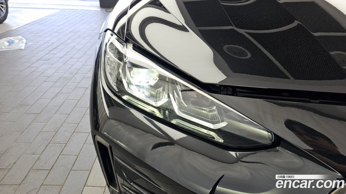 BMW i4 2023