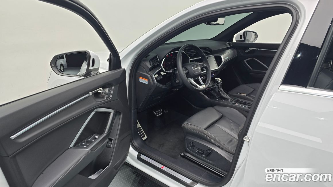 Audi Q3 2023