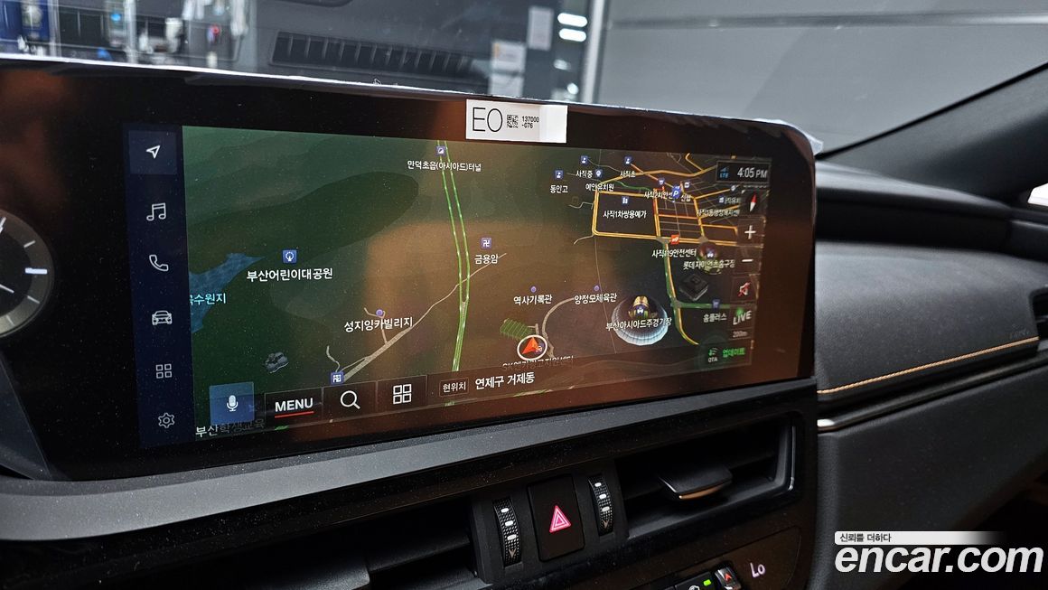 Lexus ES 2024
