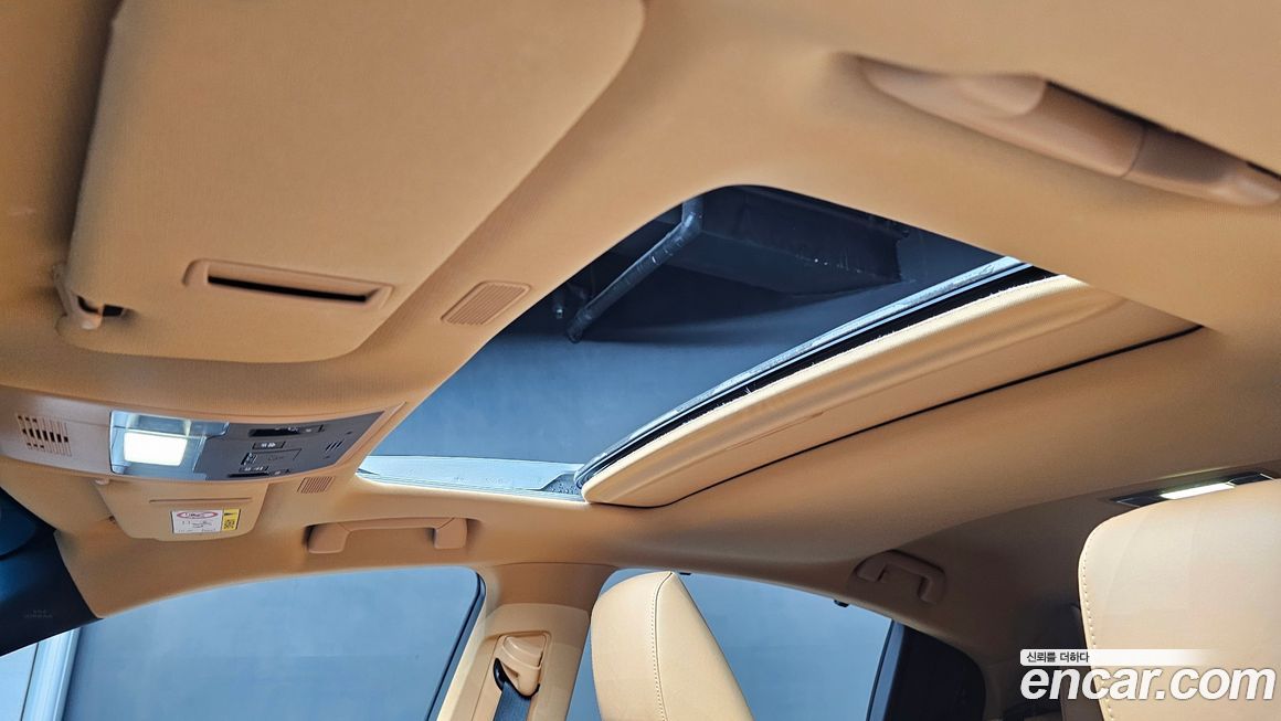 Lexus ES 2024