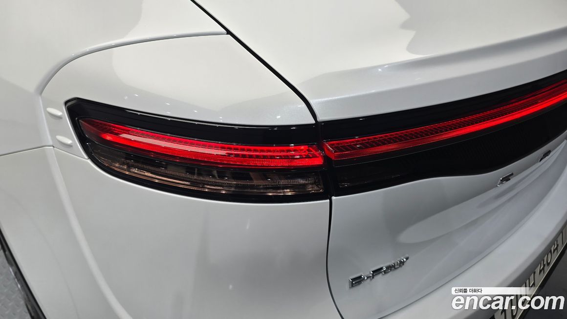 Toyota Crown 2025