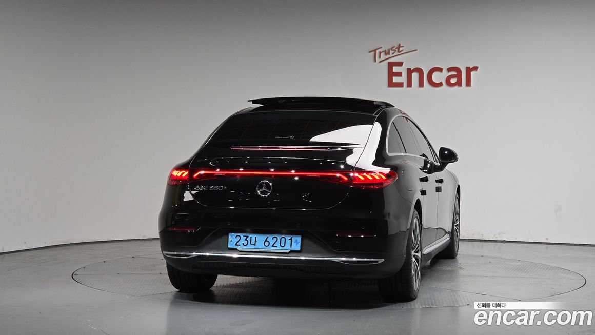 Mercedes-Benz EQE 2023