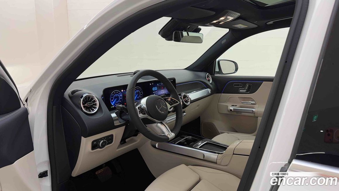 Mercedes-Benz EQB 2026
