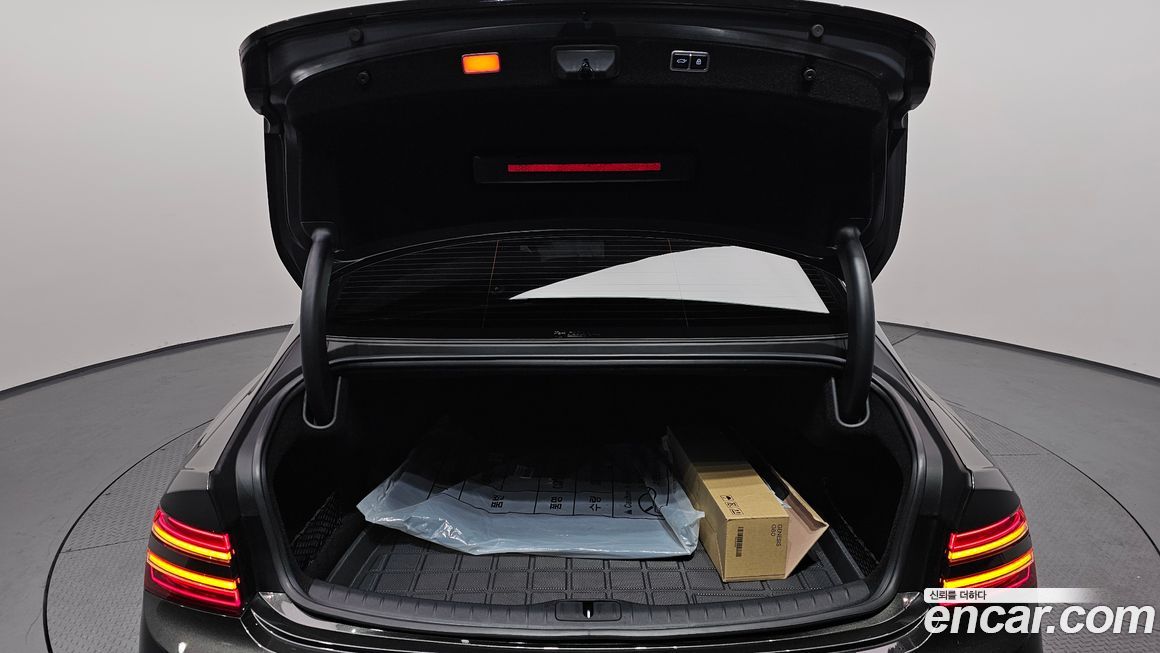Genesis G80 2025