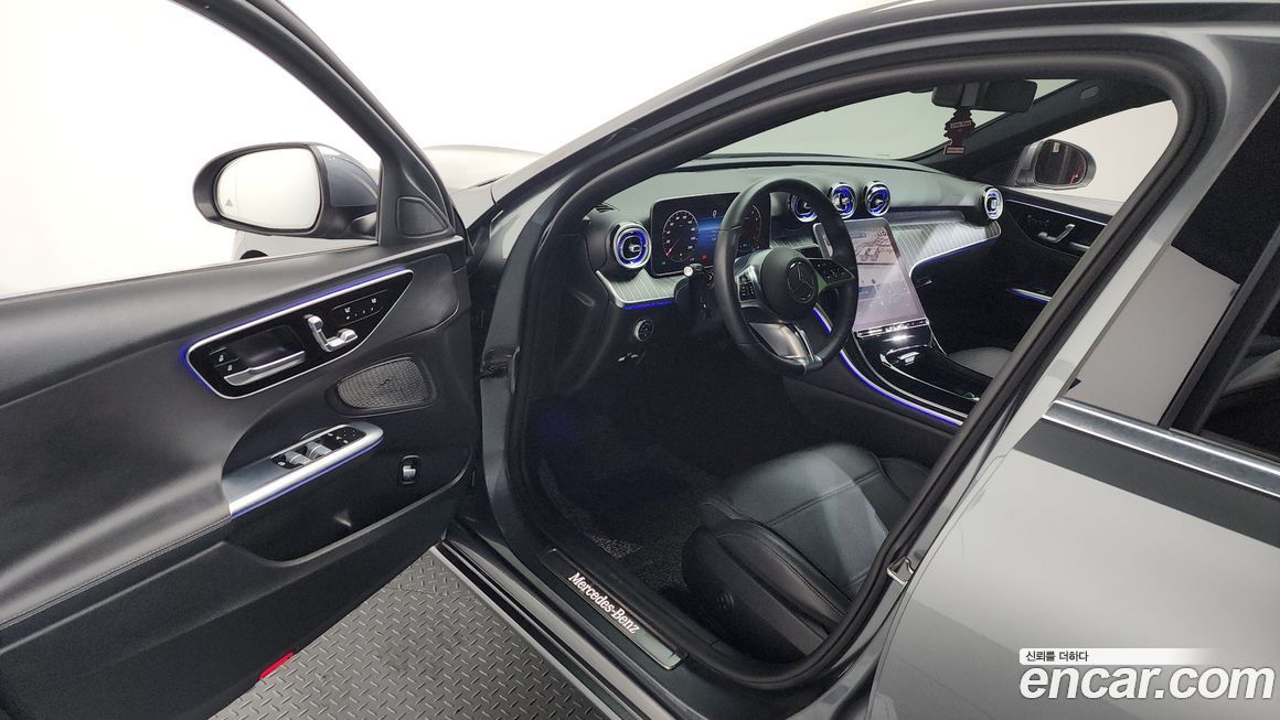 Mercedes-Benz C-Class 2022