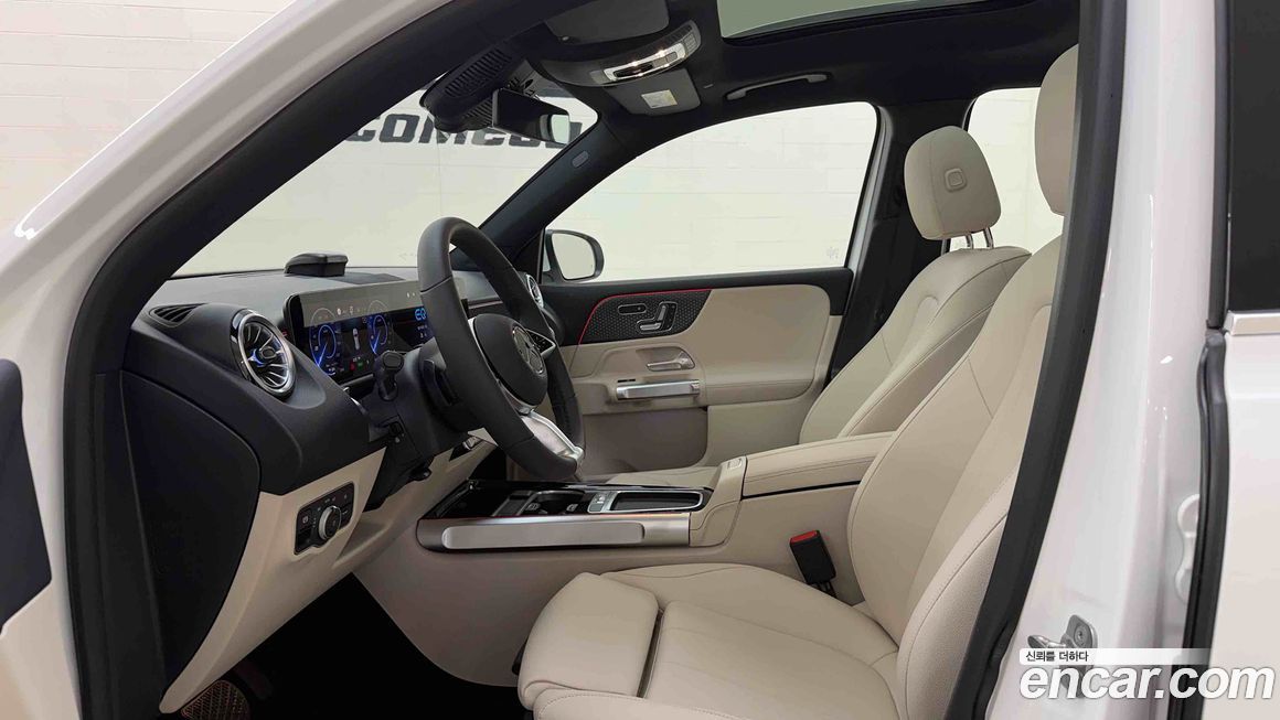 Mercedes-Benz EQB 2026