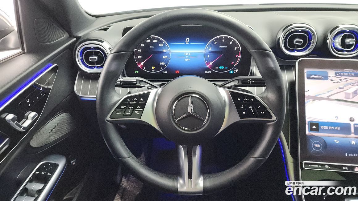 Mercedes-Benz C-Class 2022