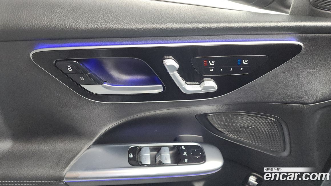 Mercedes-Benz C-Class 2022