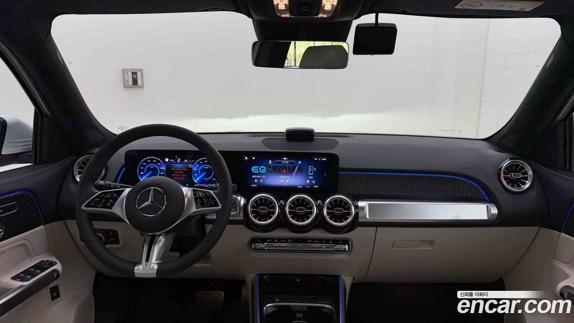 Mercedes-Benz EQB 2026