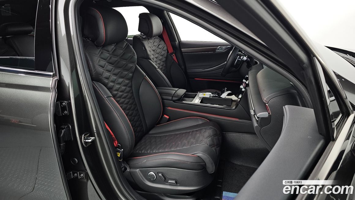 Genesis G80 2025