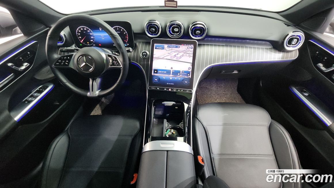 Mercedes-Benz C-Class 2022