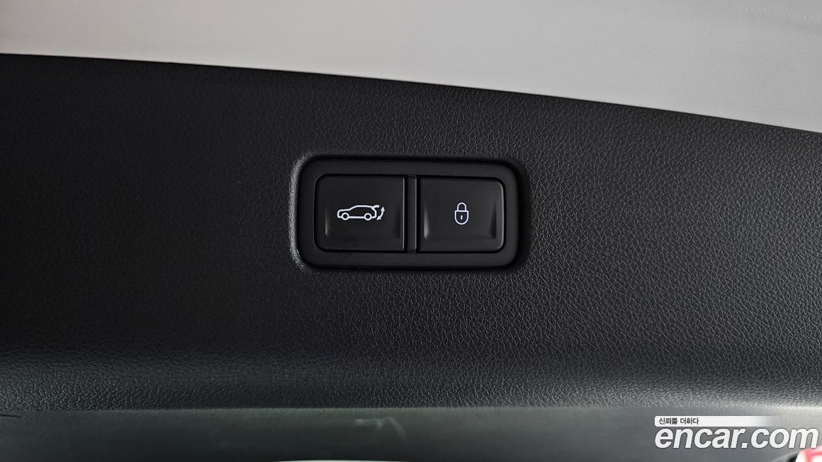 Genesis GV70 2025