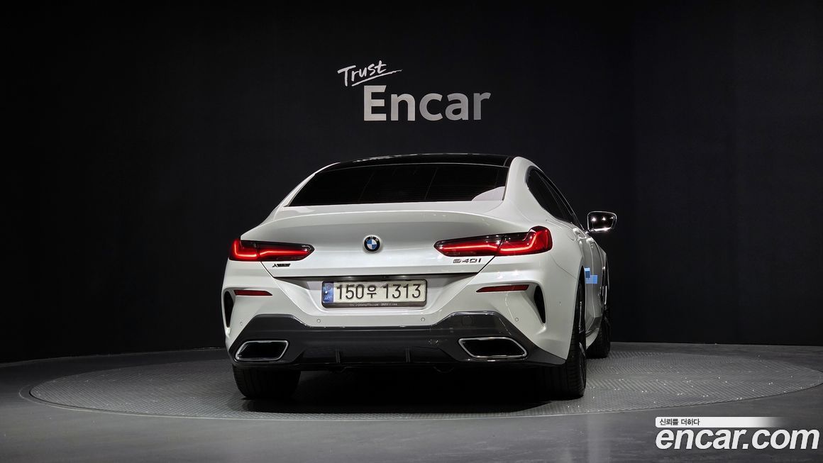 BMW 8-Series 2021