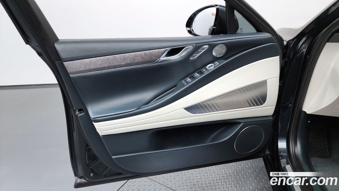 Genesis G80 2023