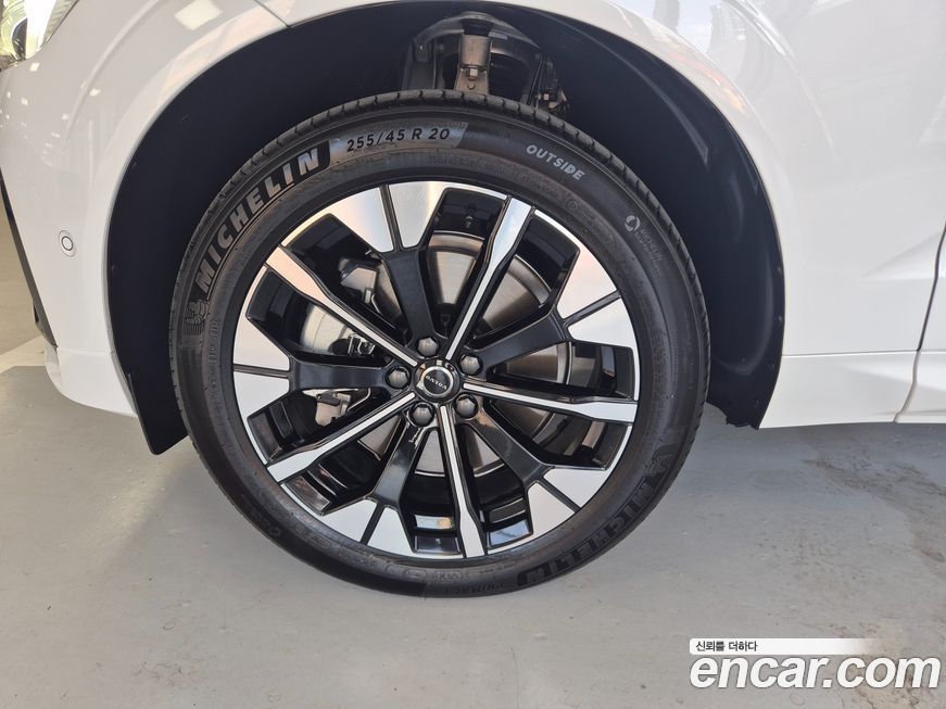 Volvo XC60 2026