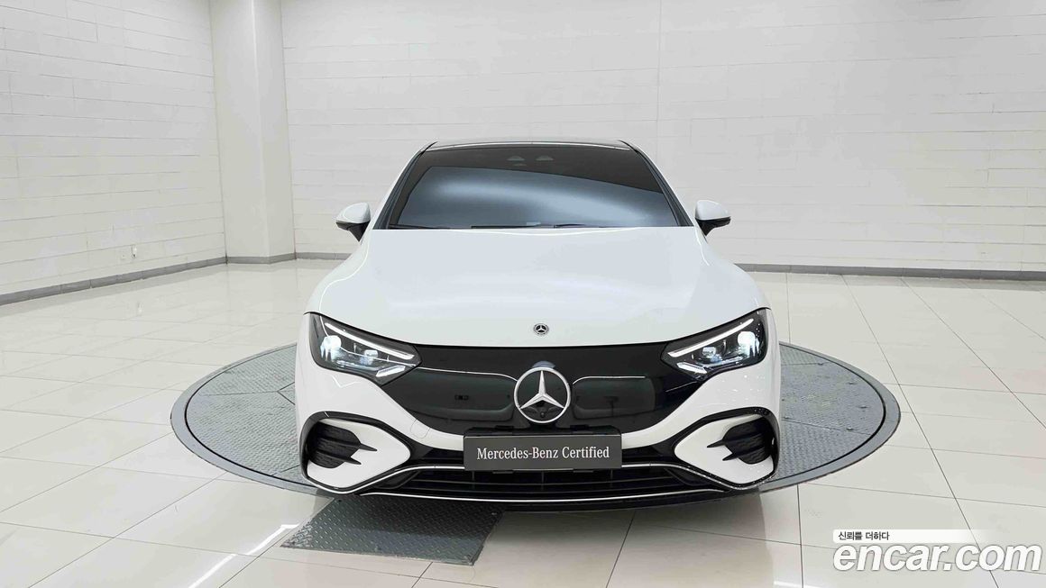 Mercedes-Benz EQE 2024